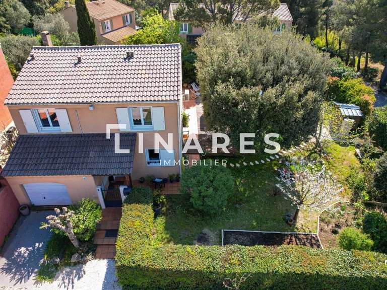 Maison Marseille 11e - 4 chambres - 115m²