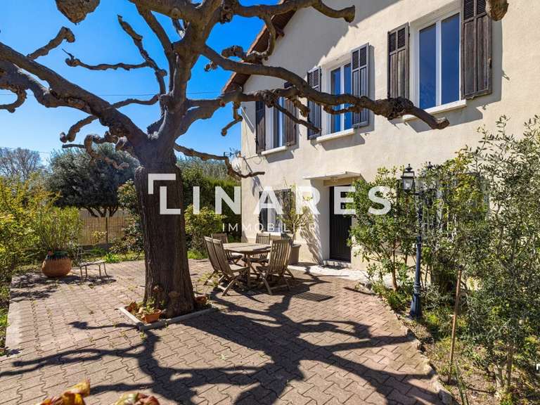 Maison Marseille 11e - 3 chambres - 113m²