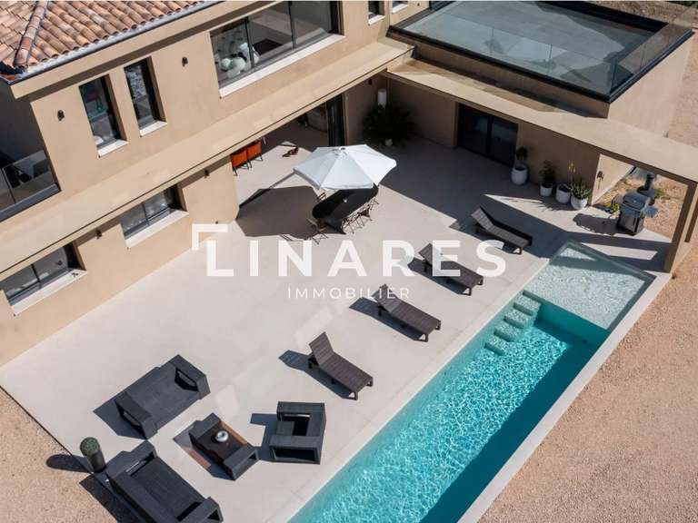 Maison Marseille 11e - 3 chambres - 240m²