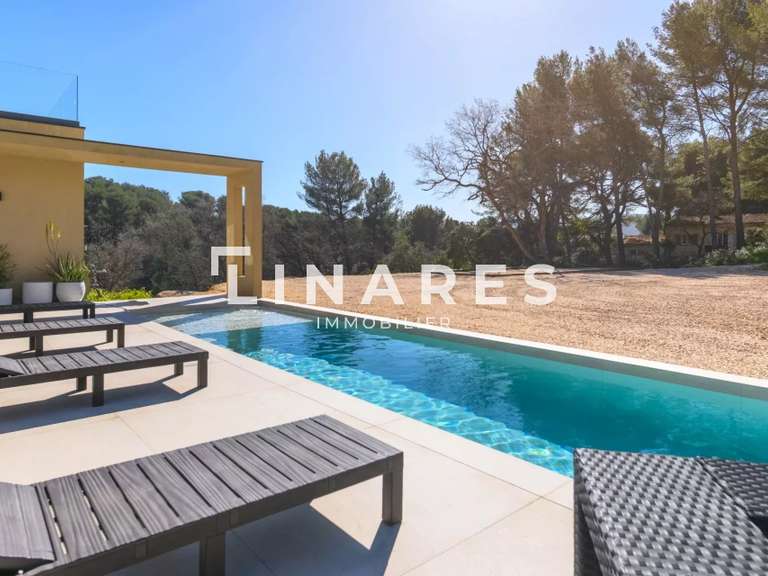 Maison Marseille 11e - 3 chambres - 240m²