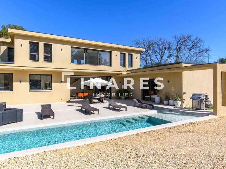 Maison Marseille 11e - 3 chambres - 240m²