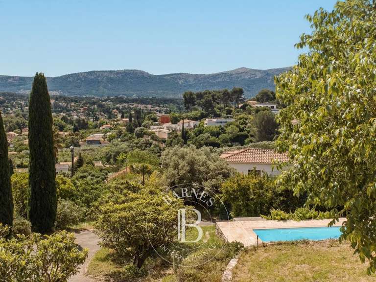 Maison Marseille 11e - 1 chambre - 160m²