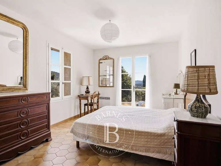 House Marseille 11e - 5 bedrooms - 195m²