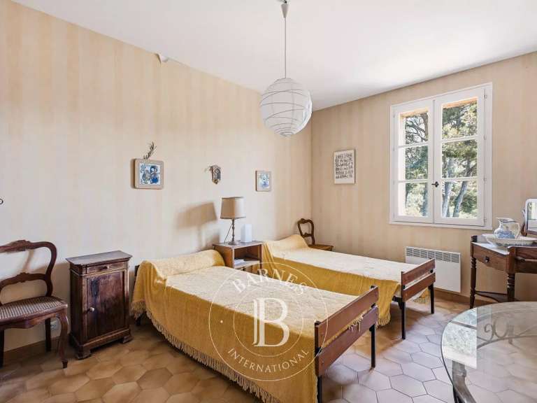 House Marseille 11e - 5 bedrooms - 195m²