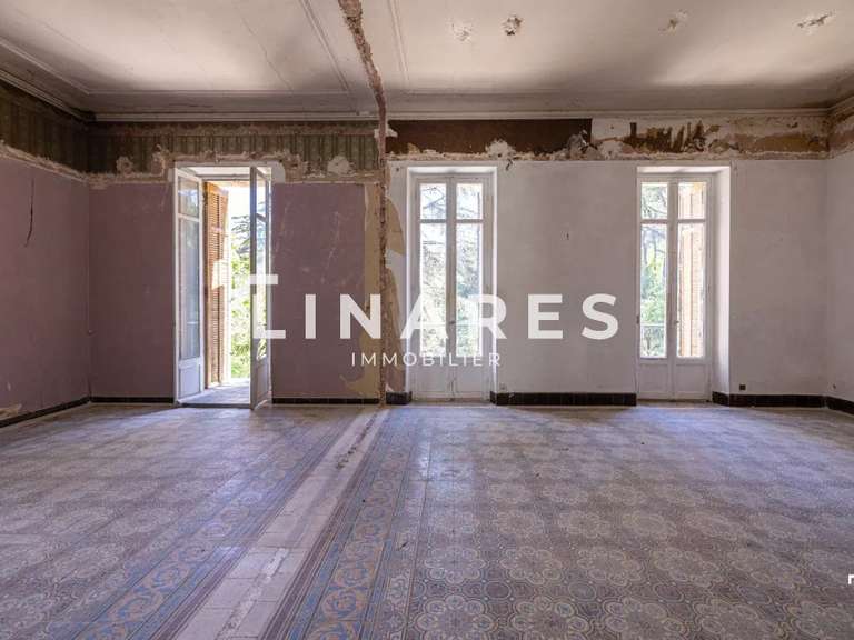 Maison Marseille 11e - 6 chambres - 291m²