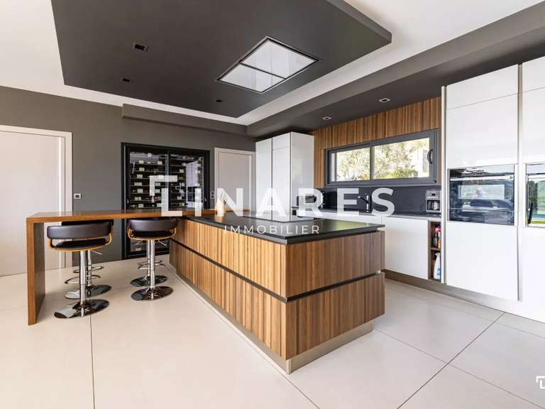 Maison Marseille 11e - 4 chambres - 361m²