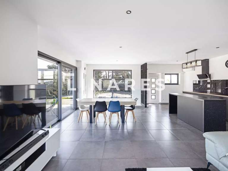 Maison Marseille 11e - 4 chambres - 180m²