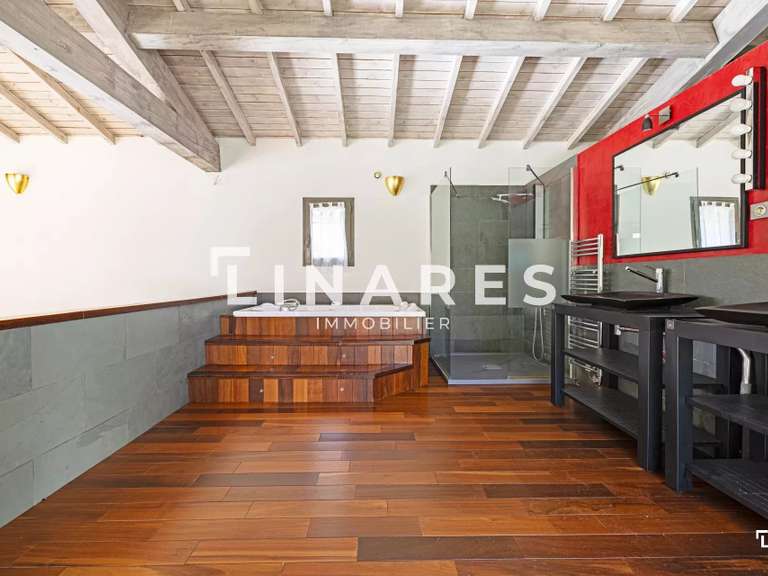 Maison Marseille 11e - 360m²