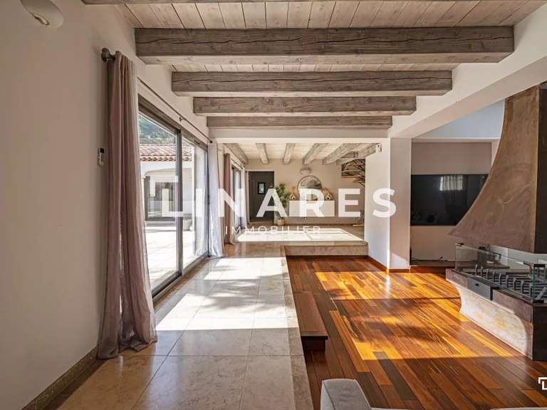 Maison Marseille 11e - 360m²