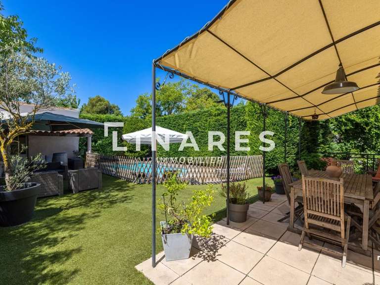 Maison Marseille 11e - 3 chambres - 132m²