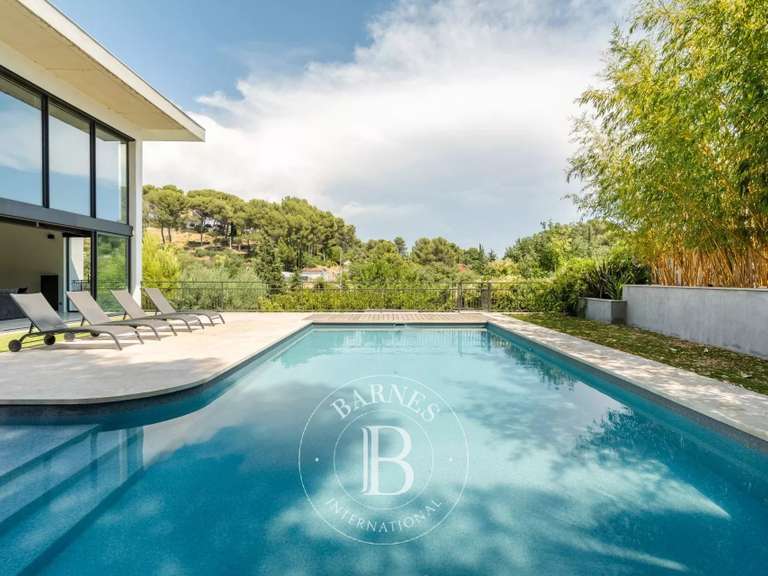 Maison Marseille 11e - 4 chambres - 335m²