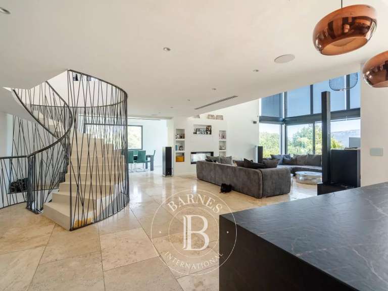 Maison Marseille 11e - 4 chambres - 335m²
