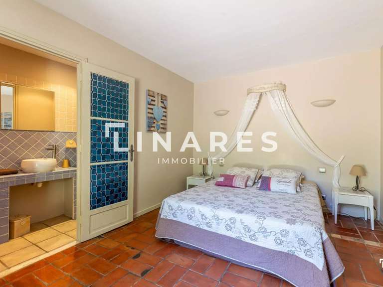 House Marseille 11e - 5 bedrooms - 287m²