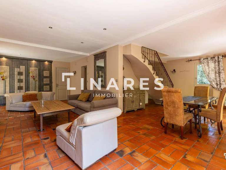 House Marseille 11e - 5 bedrooms - 287m²