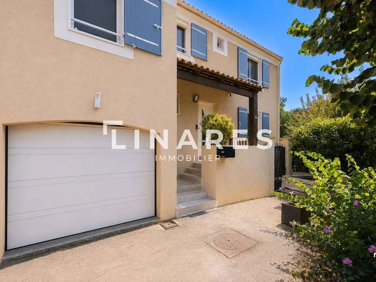 Maison Marseille 11e - 4 chambres - 137m²