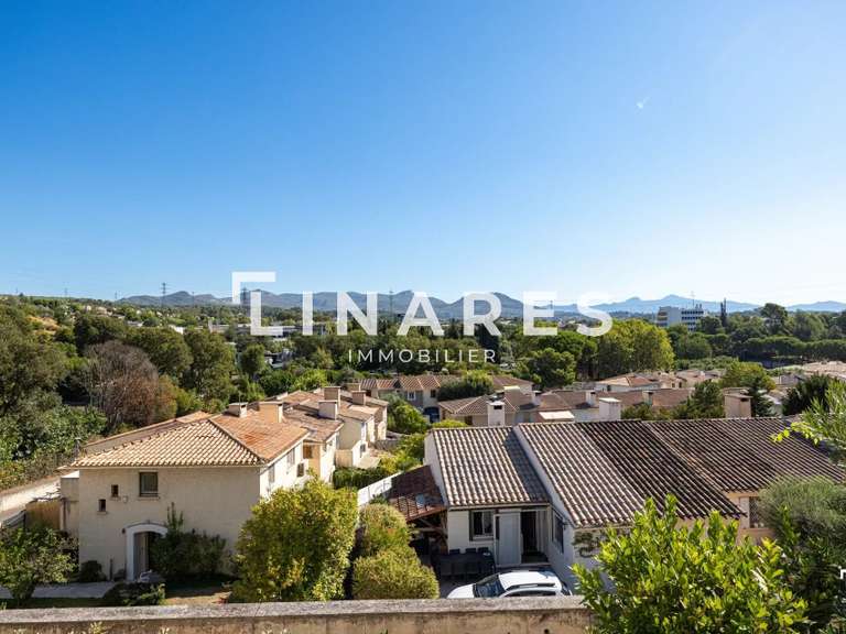 House Marseille 11e - 4 bedrooms - 200m²