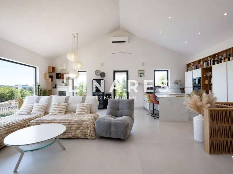 House Marseille 11e - 4 bedrooms - 200m²