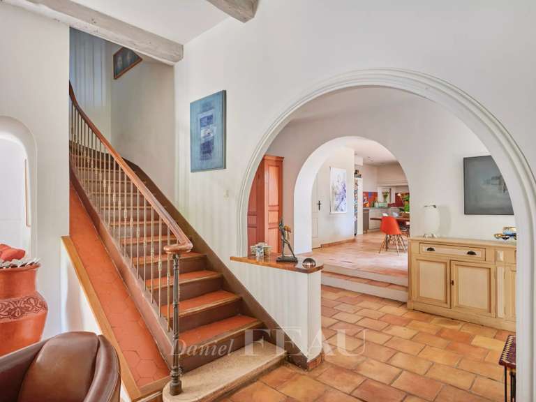 Maison Marseille 11e - 5 chambres - 235m²