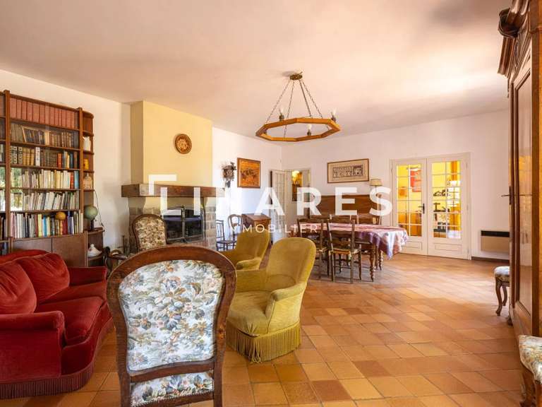 Maison Marseille 11e - 5 chambres - 206m²