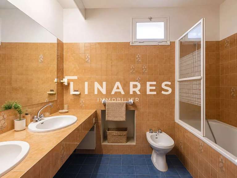 Maison Marseille 11e - 5 chambres - 206m²