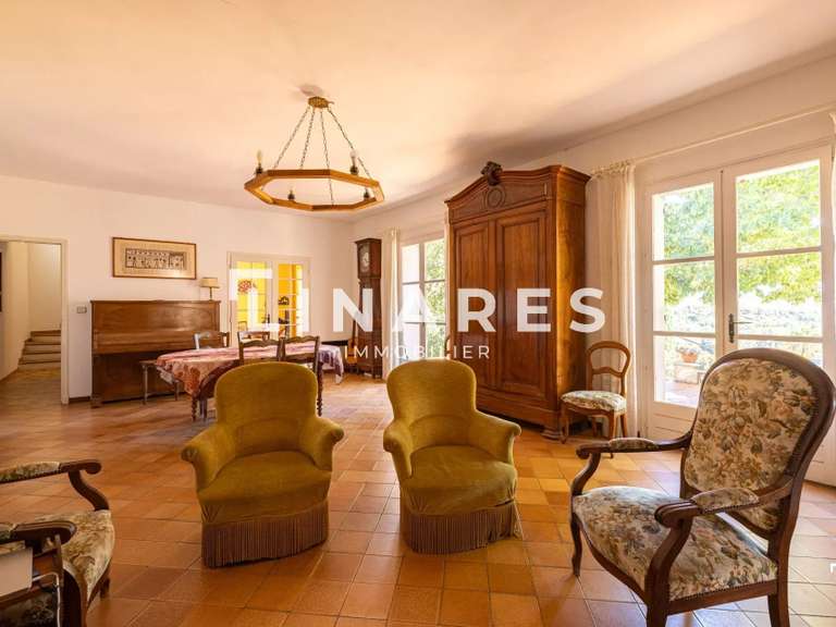 Maison Marseille 11e - 5 chambres - 206m²