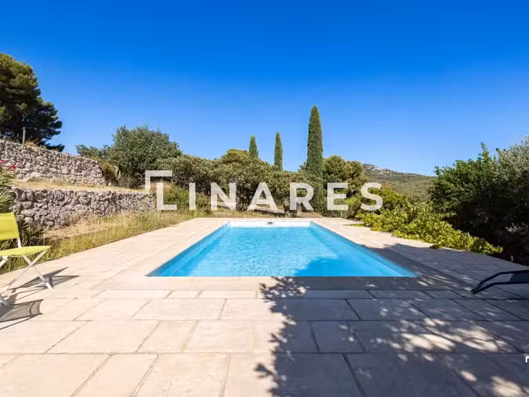 Maison Marseille 11e - 5 chambres - 206m²