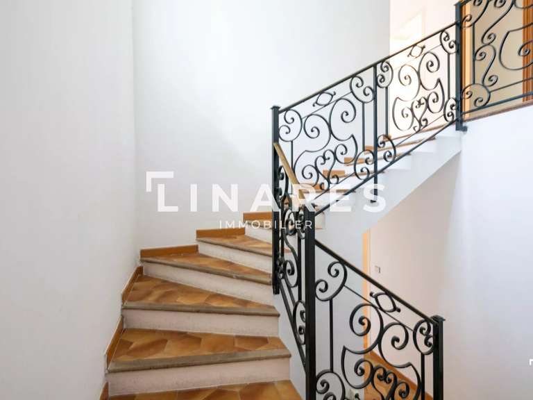 Maison Marseille 11e - 5 chambres - 206m²