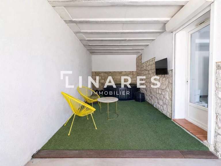 House Marseille 11e - 4 bedrooms - 180m²