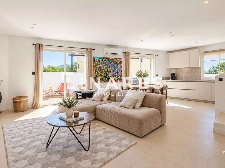 Maison Marseille 11e - 4 chambres - 121m²