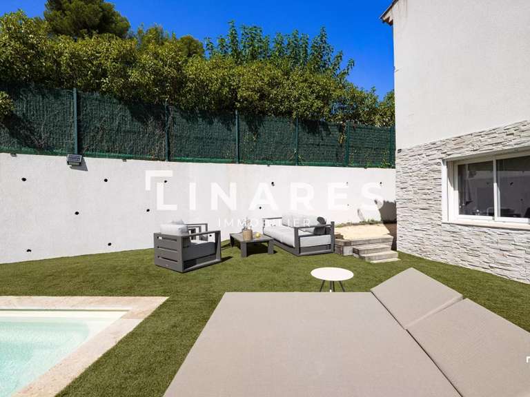 Maison Marseille 11e - 4 chambres - 121m²