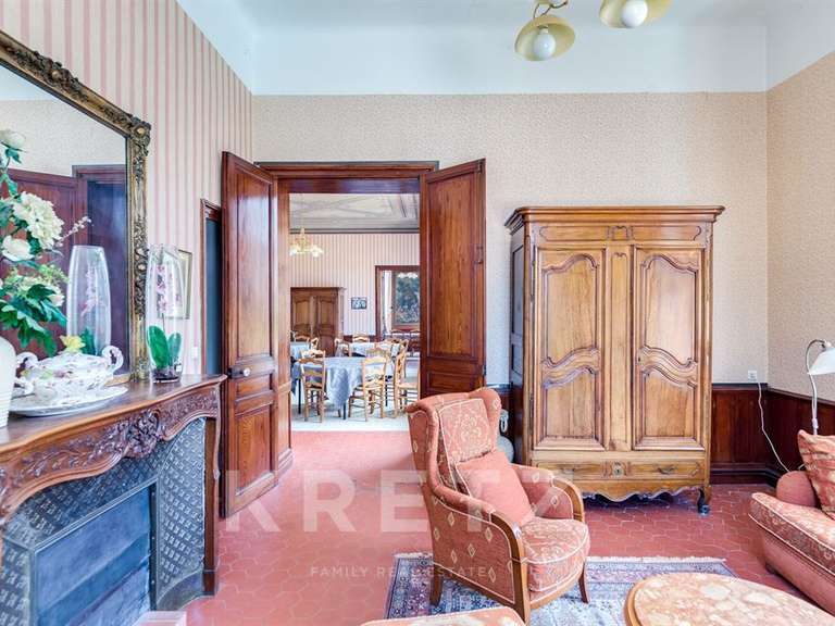 Propriété Marseille 11e - 10 chambres - 1285m²