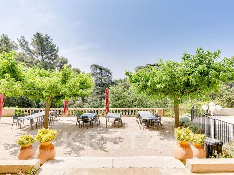 Propriété Marseille 11e - 10 chambres - 1285m²