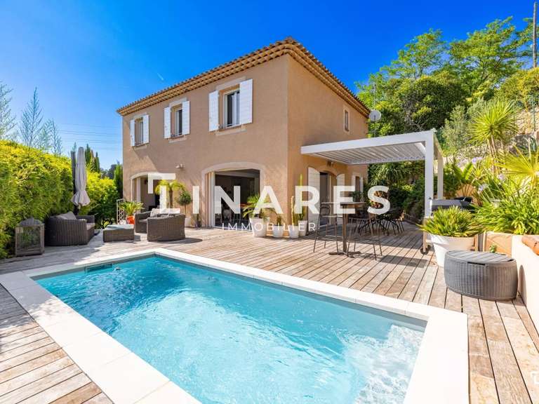 Villa Marseille 11e - 5 chambres - 151m²