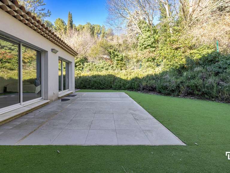 Villa Marseille 11e - 3 chambres - 226m²