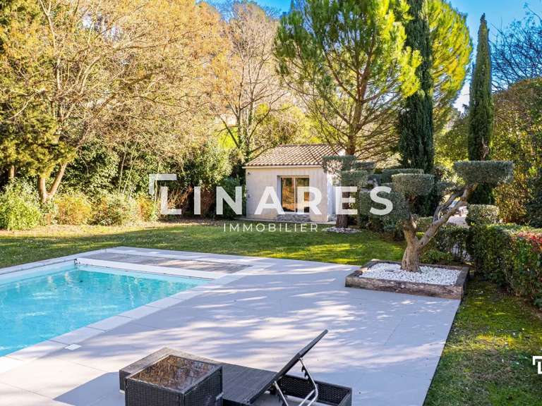 Villa Marseille 11e - 3 chambres - 226m²