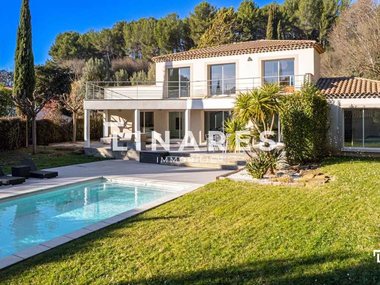Villa Marseille 11e - 3 chambres - 226m²