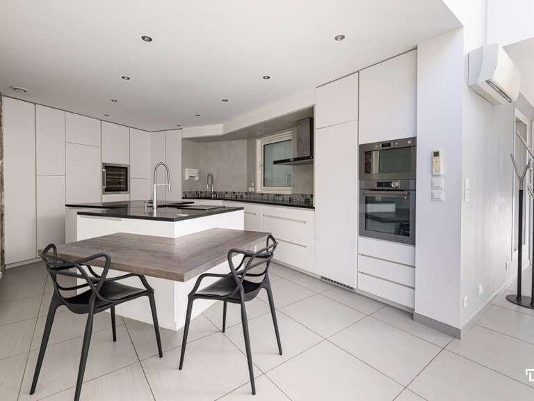 Villa Marseille 11e - 3 chambres - 226m²