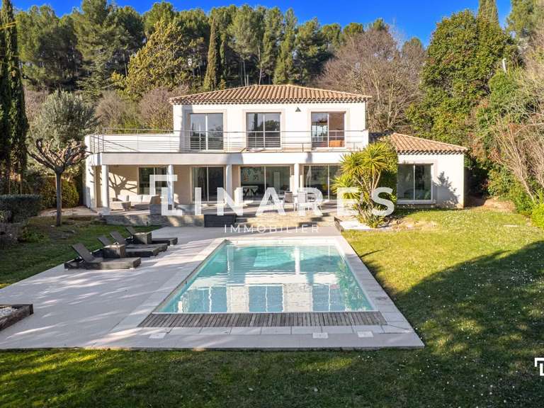 Villa Marseille 11e - 3 chambres - 226m²