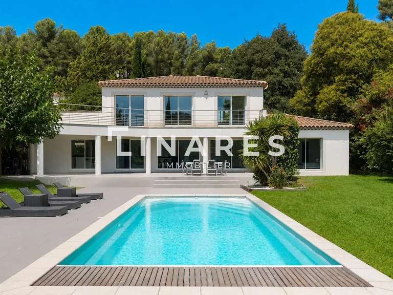Villa Marseille 11e - 3 chambres - 226m²