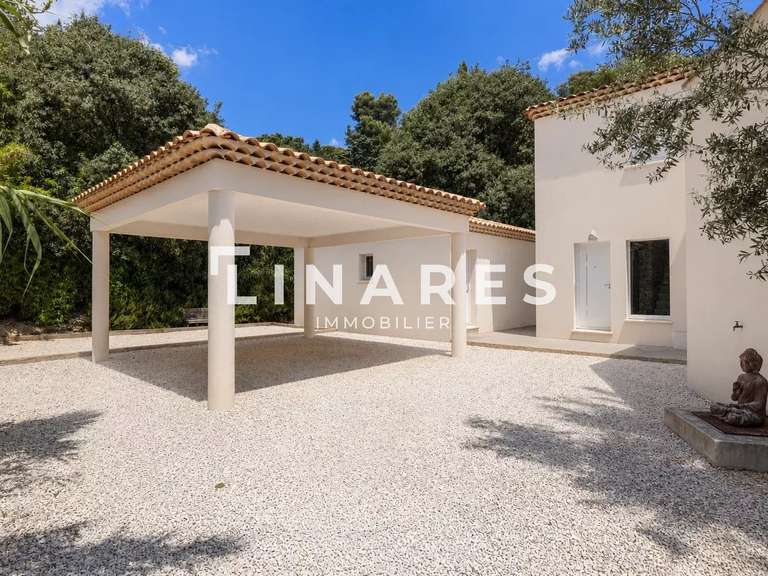 Villa Marseille 11e - 3 chambres - 226m²