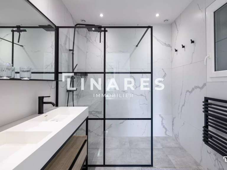 Villa Marseille 11e - 3 chambres - 226m²