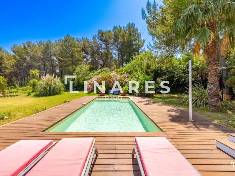 Villa Marseille 11e - 3 chambres - 180m²