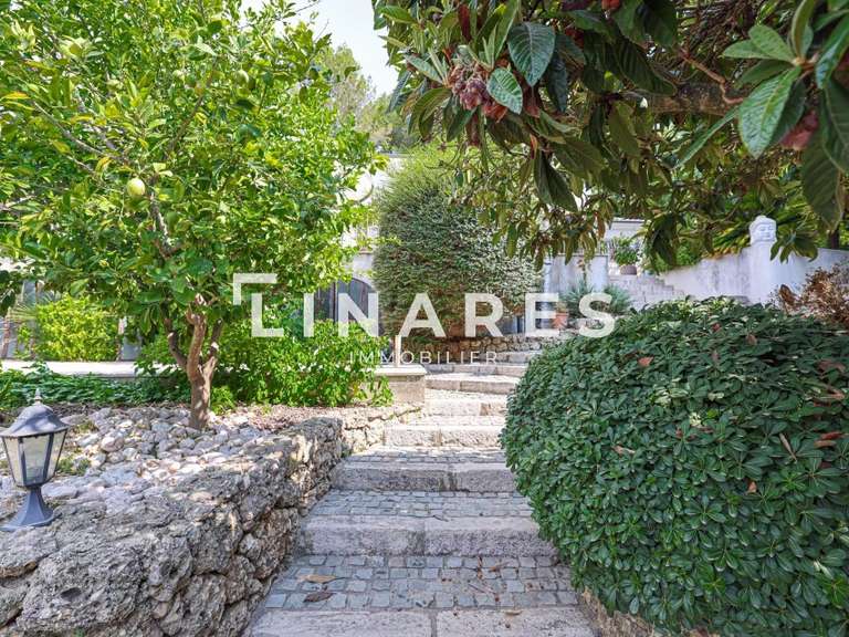 Villa Marseille 11e - 4 bedrooms - 320m²