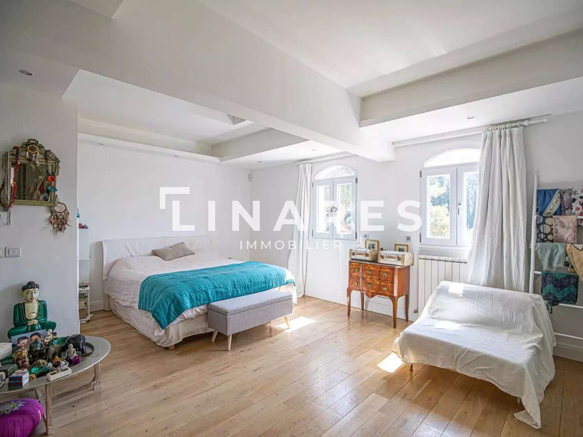 Villa Marseille 11e