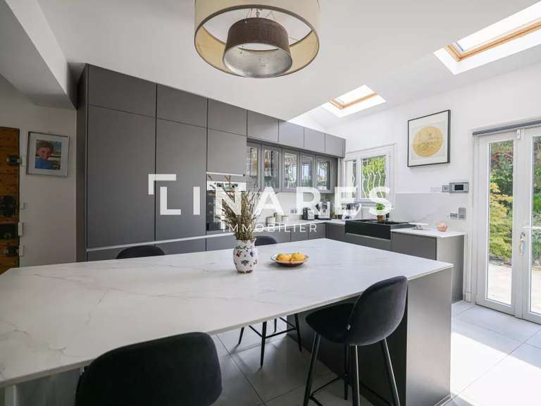Villa Marseille 11e - 4 bedrooms - 320m²