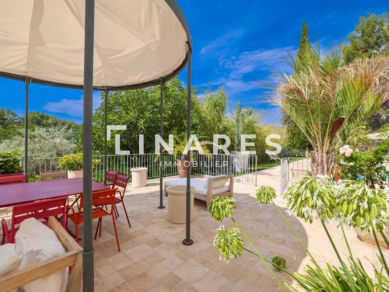 Villa Marseille 11e - 4 bedrooms - 320m²