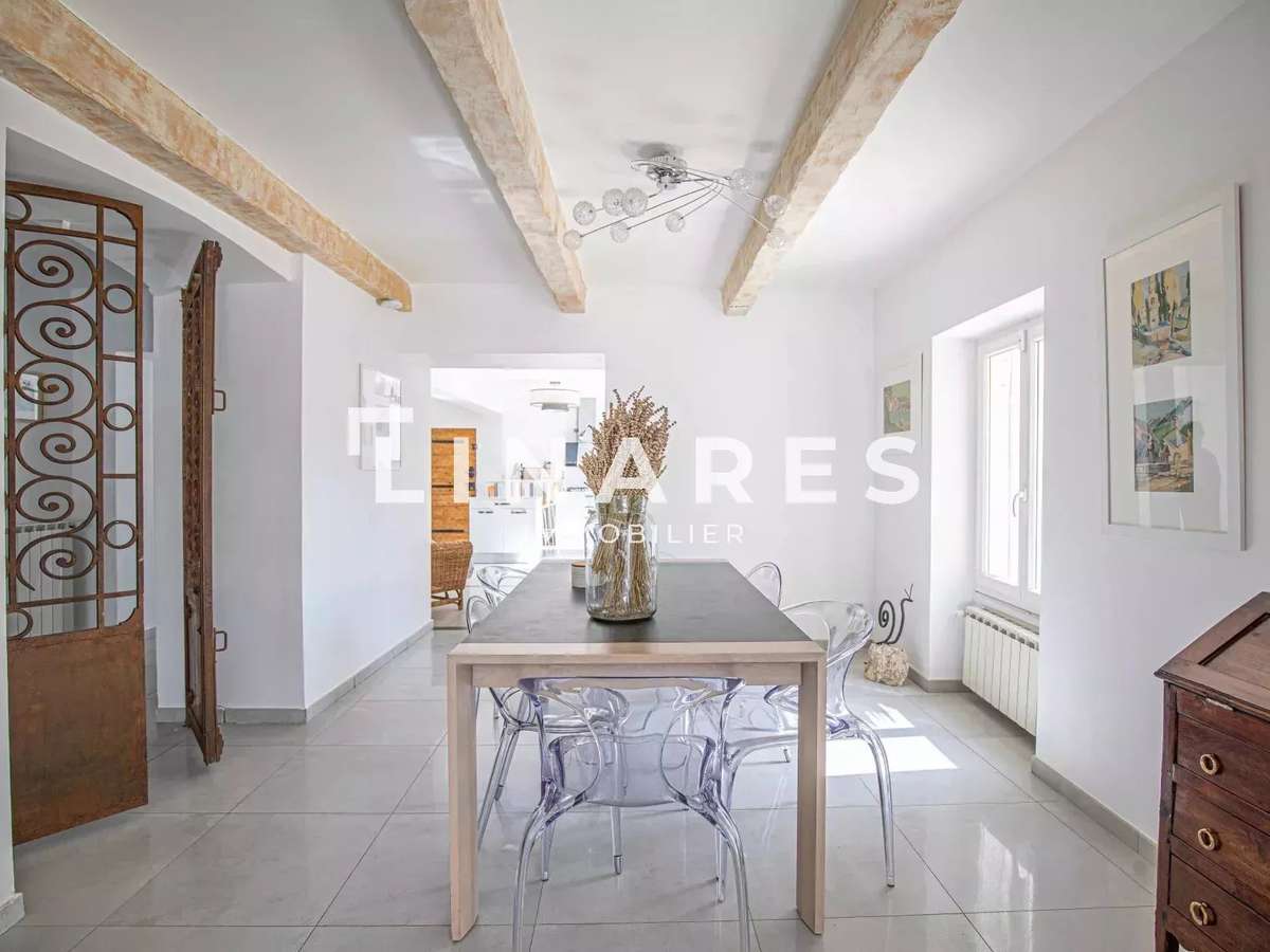 Villa Marseille 11e