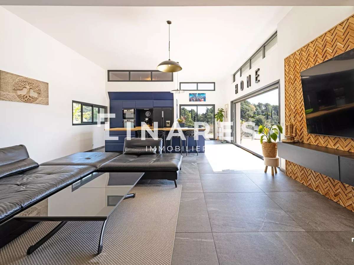 Villa Marseille 11e