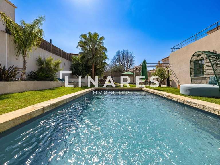 Villa Marseille 11e - 4 chambres - 128m²
