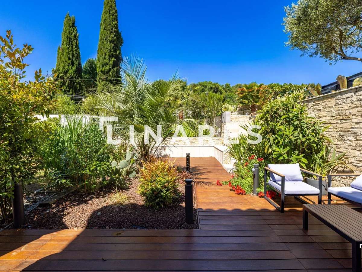 Villa Marseille 11e